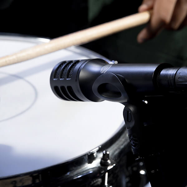 Sterling P10 instrument microphone with drum.